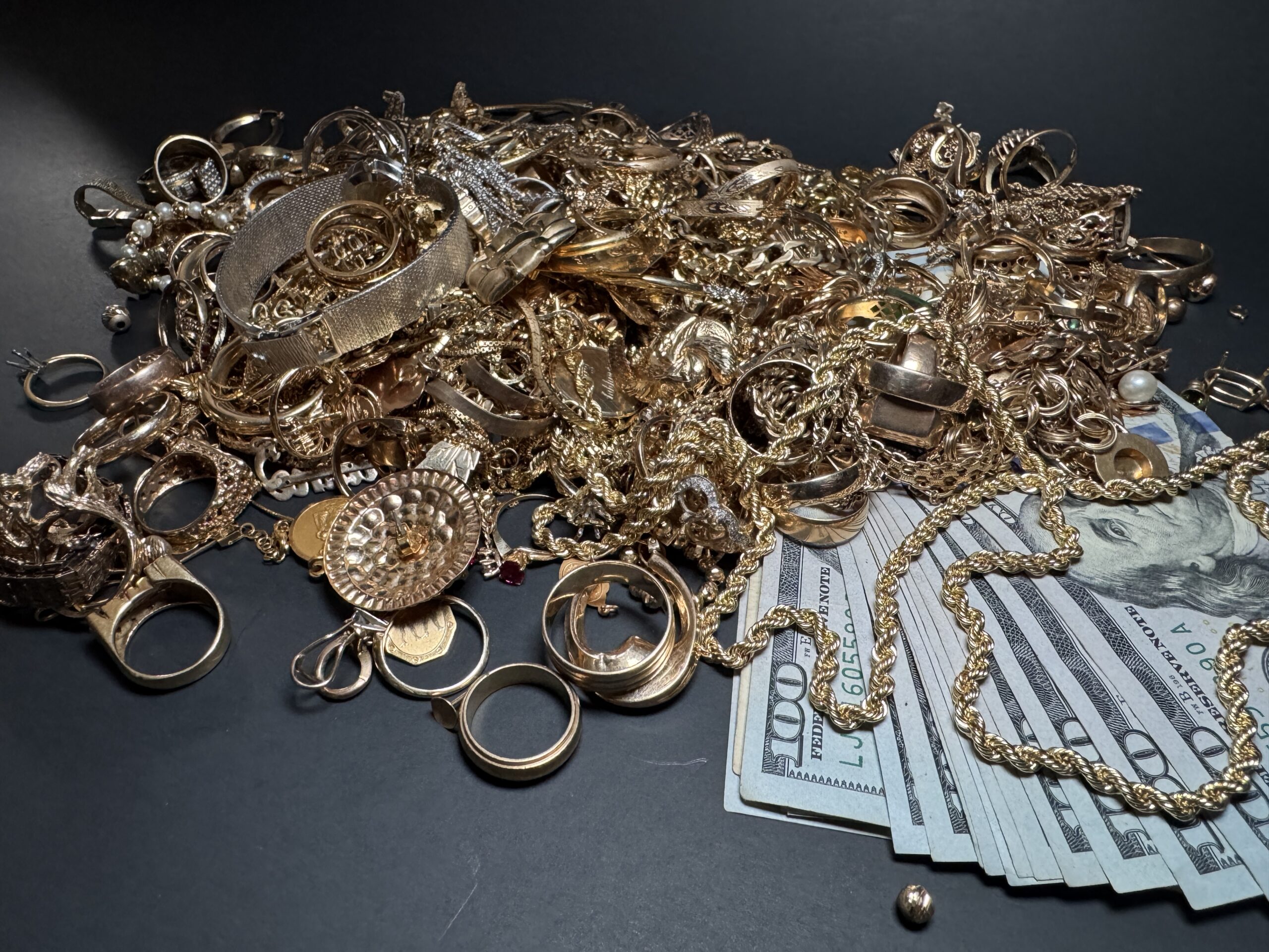 gold scrap and cash – royal element