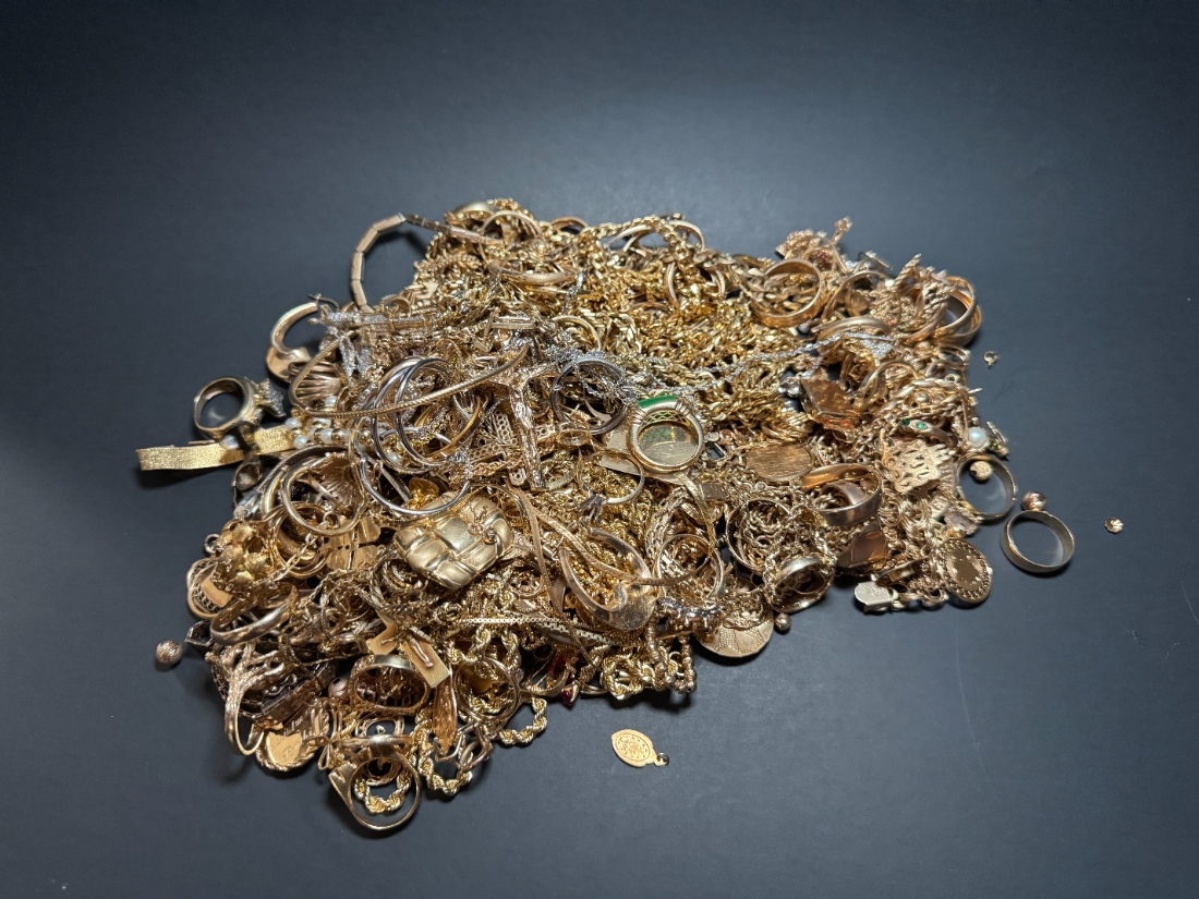 sell scrap gold in Vancouver